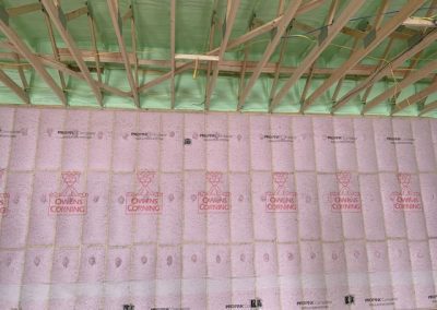 spray insulation and pink batt insulation